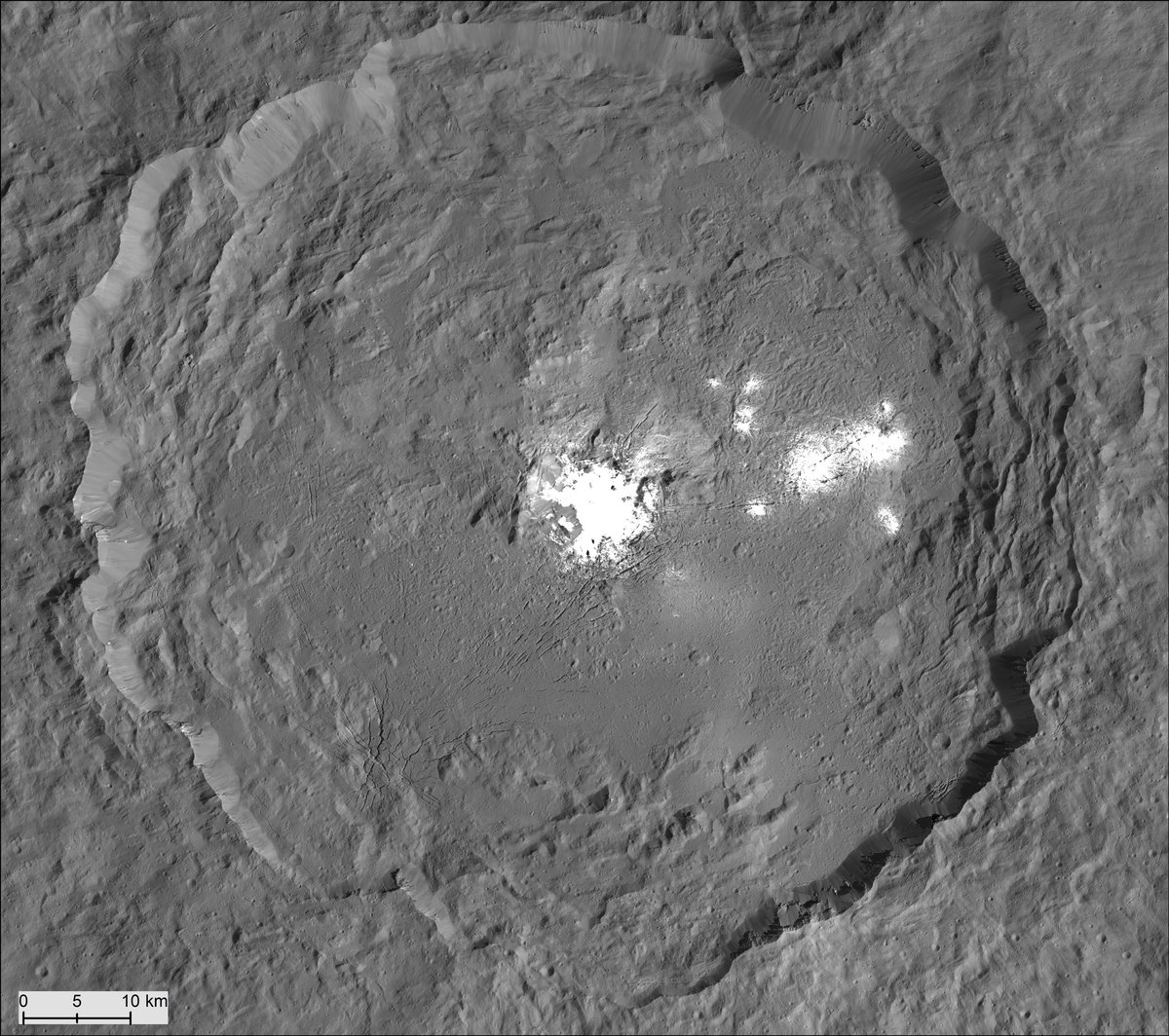 Dwarf Planet Ceres: Evidence of Active Cryovolcanism | Max Planck ...